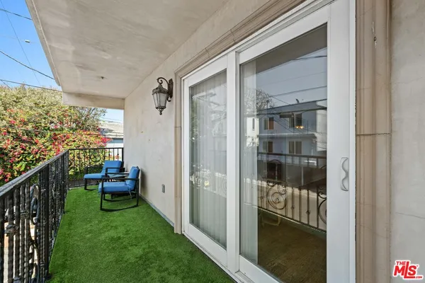 $5,698,000 | 3000 Grand Canal, Venice, CA 90291