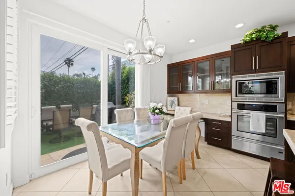 $5,698,000 | 3000 Grand Canal, Venice, CA 90291