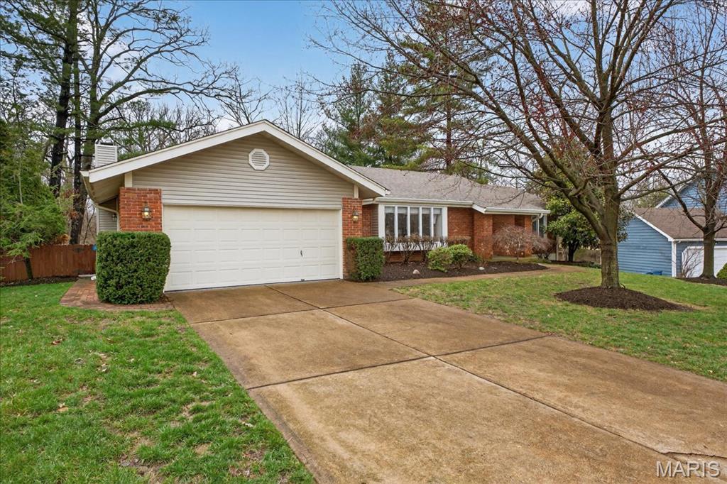 2133 Hunters Way Court Chesterfield, MO 63017 - Photo 2 of 67