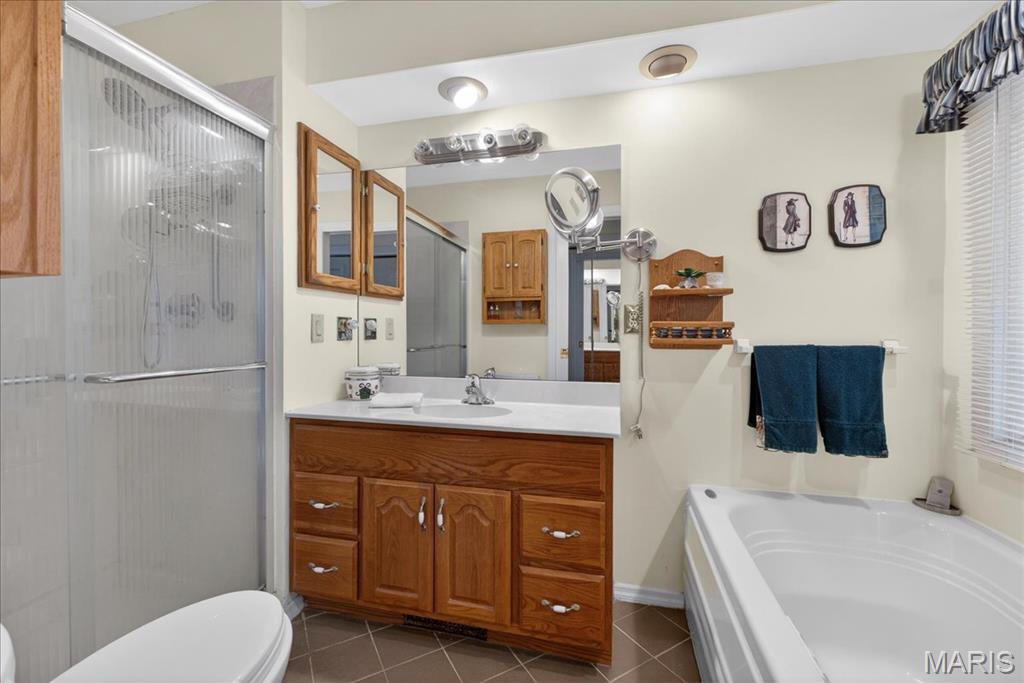 2133 Hunters Way Court Chesterfield, MO 63017 - Photo 37 of 67