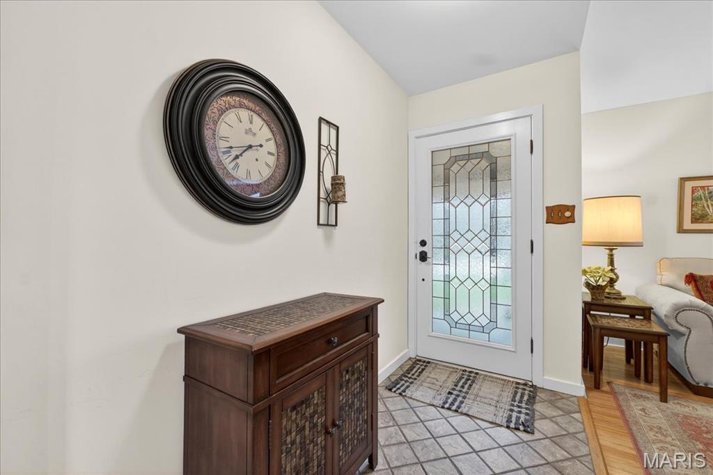 2133 Hunters Way Court Chesterfield, MO 63017 - Photo 4 of 67