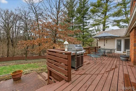 $525,000 | 2133 Hunters Way Court, Chesterfield, MO 63017