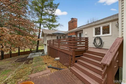 $525,000 | 2133 Hunters Way Court, Chesterfield, MO 63017