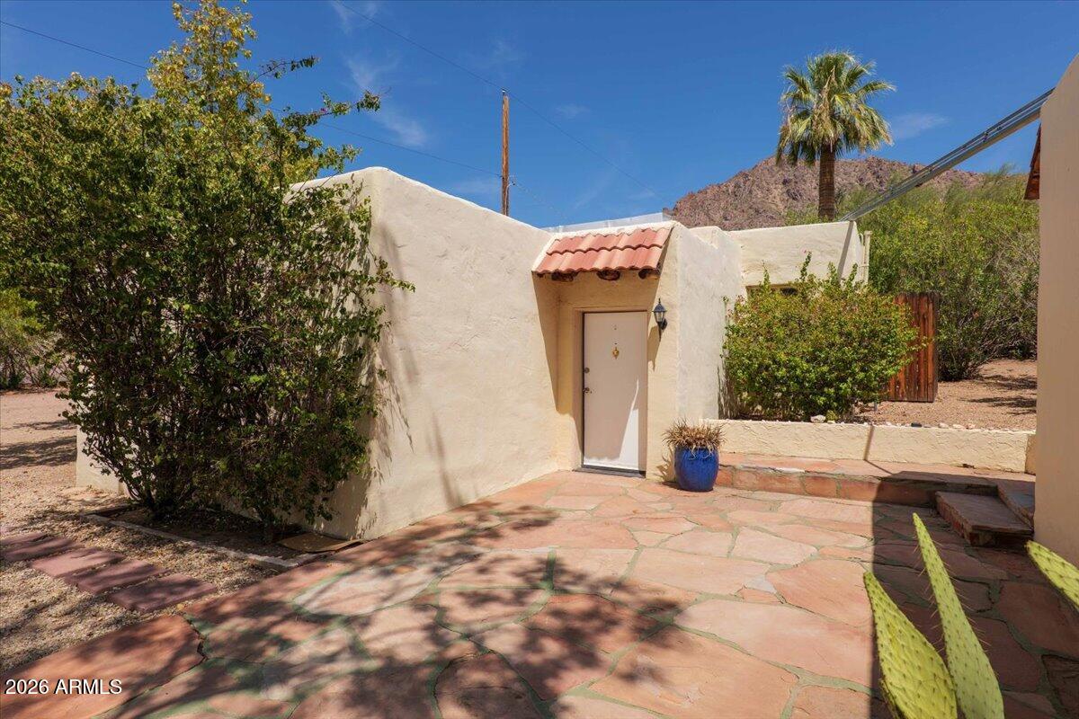 5702 East Camelback Road, Unit INDIAN Phoenix, AZ 85251 - Photo 2 of 45 38-5702 E Camelback-38