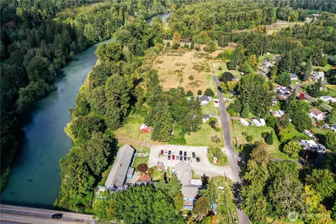 $2,750,000 | 9414 357th Street South, McKenna, WA 98558