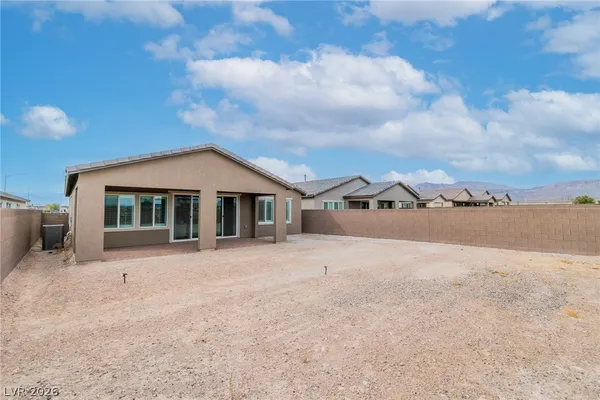 $550,000 | 6718 Palmer Estates Street, North Las Vegas, NV 89086