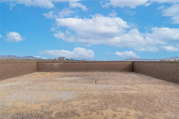 $550,000 | 6718 Palmer Estates Street, North Las Vegas, NV 89086