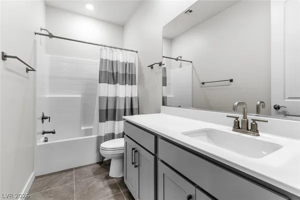 $550,000 | 6718 Palmer Estates Street, North Las Vegas, NV 89086