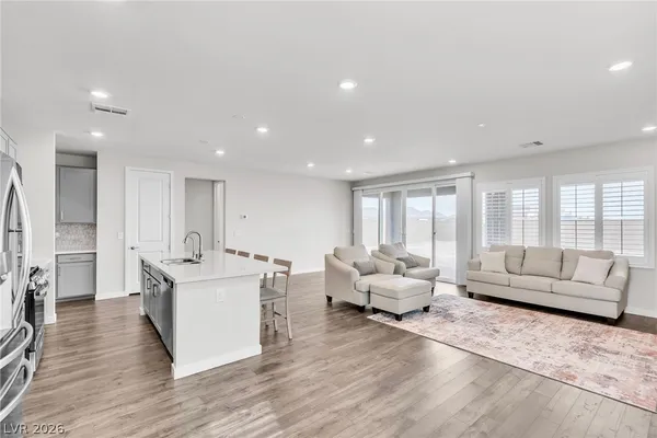 $550,000 | 6718 Palmer Estates Street, North Las Vegas, NV 89086