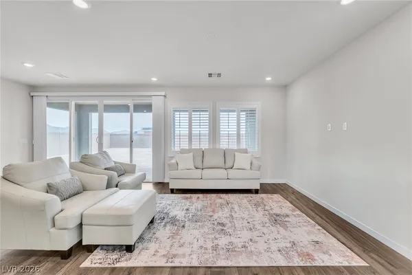 $550,000 | 6718 Palmer Estates Street, North Las Vegas, NV 89086