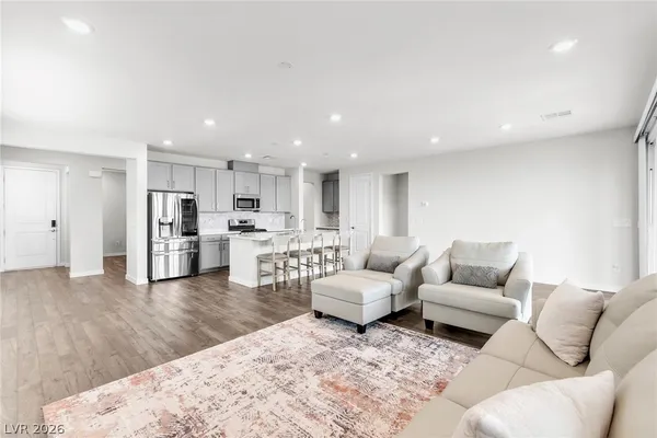 $550,000 | 6718 Palmer Estates Street, North Las Vegas, NV 89086