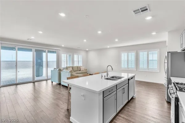 $550,000 | 6718 Palmer Estates Street, North Las Vegas, NV 89086