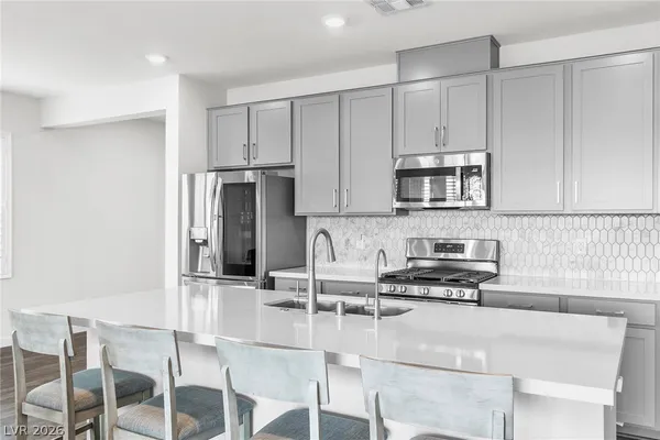 $550,000 | 6718 Palmer Estates Street, North Las Vegas, NV 89086