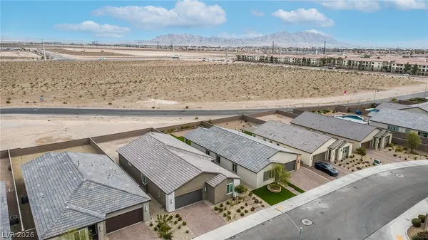 $550,000 | 6718 Palmer Estates Street, North Las Vegas, NV 89086