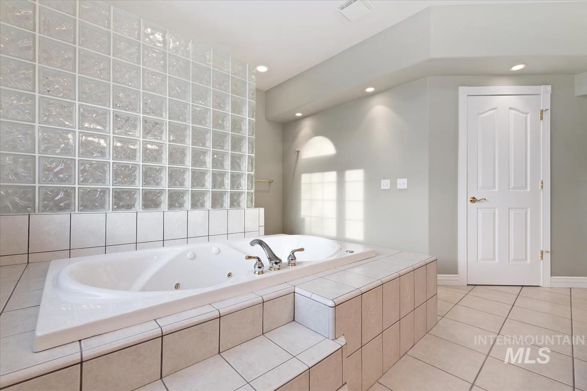 3057 Highway 71 Cambridge, ID 83610 - Photo 23 of 50