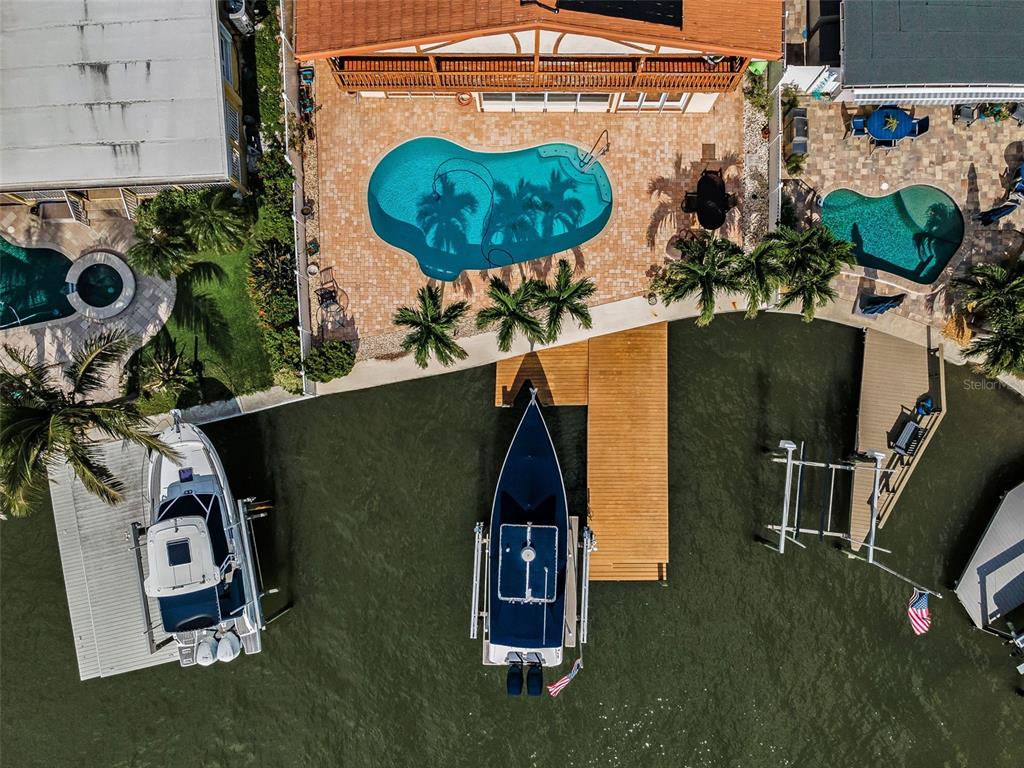 16108 6th Street East Redington Beach, FL 33708 - Photo 7 of 60