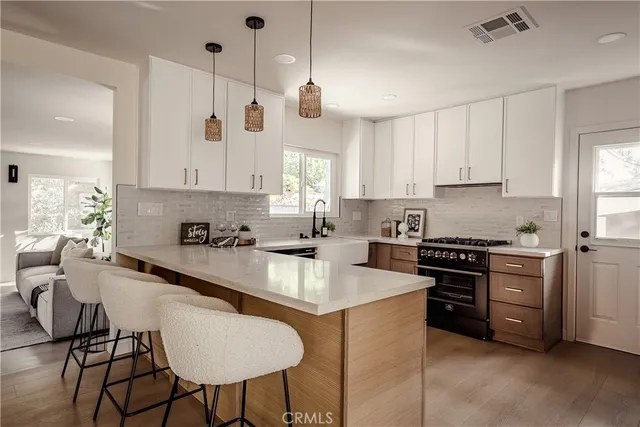 $1,375,000 | 6245 Mayfield Avenue, La Crescenta, CA 91214