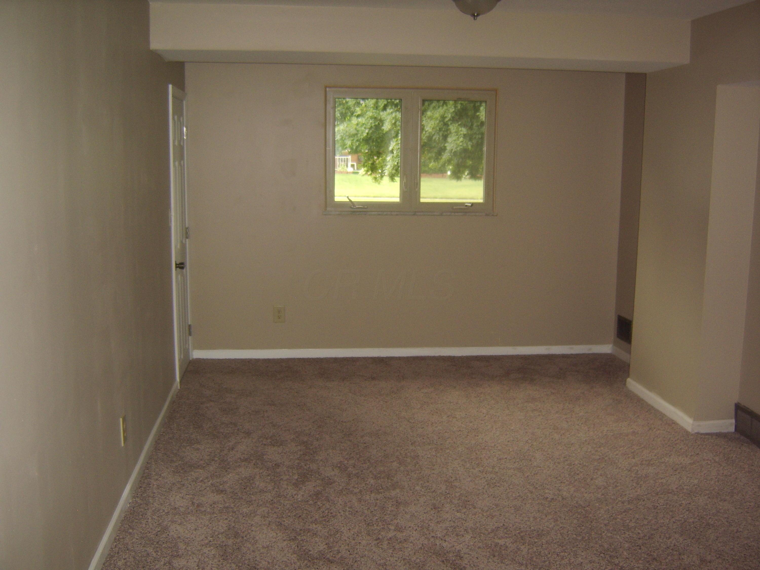 6241 Karl Road Columbus, OH 43229 - Photo 6 of 18 Gallery Image 6