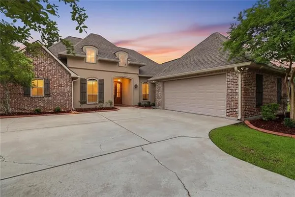$450,000 | 708 Rue Bourdeaux, Covington, LA 70433