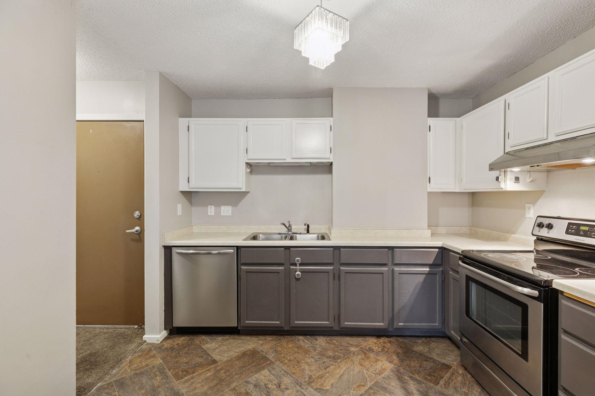 66 9th Street East, Unit 1609 St. Paul, MN 55101 - Photo 5 of 22