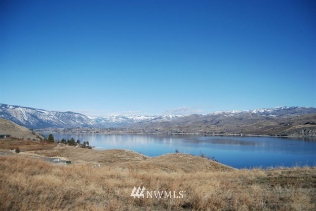 151 Clos Chevalle Road Chelan, WA 98816 - Photo 2 of 9 Gallery Image 2