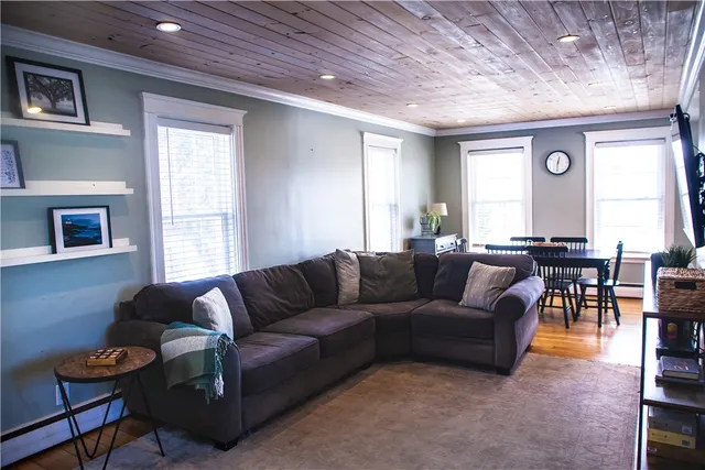 $529,000 | 7 Squantum Street, Cranston, RI 02920