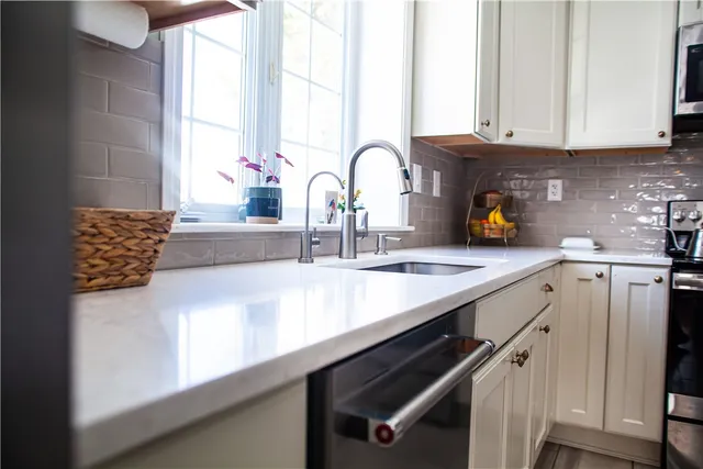 $529,000 | 7 Squantum Street, Cranston, RI 02920