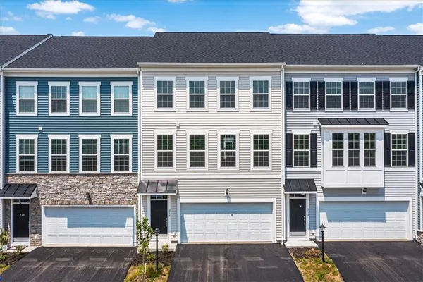 $2,600 | 218 Truth Circle, Harmony, PA 16037