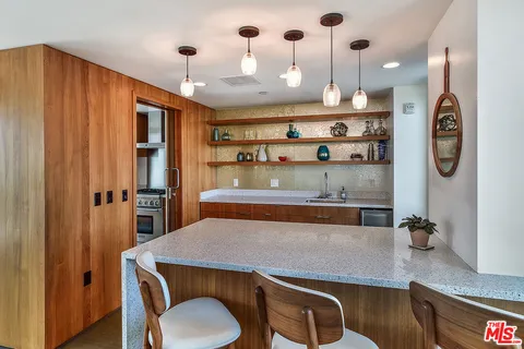 $2,700,000 | 1705 Ocean Avenue, Unit 502, Santa Monica, CA 90401