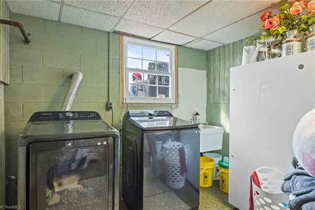 $397,000 | 100 Monroe Drive, Lexington, NC 27295