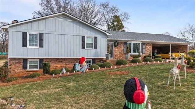 $397,000 | 100 Monroe Drive, Lexington, NC 27295