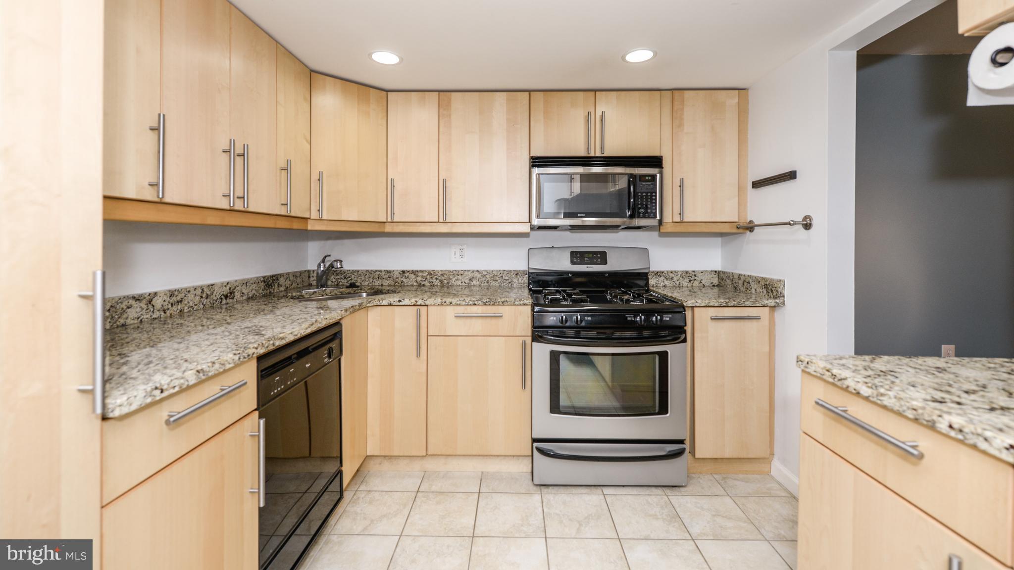 1414 Northgate Square, Unit 12B Reston, VA 20190 - Photo 2 of 30 Kitchen