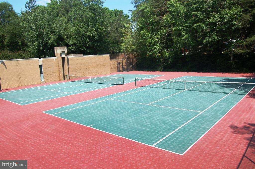 1414 Northgate Square, Unit 12B Reston, VA 20190 - Photo 29 of 30 Reston Community Tennis Courts