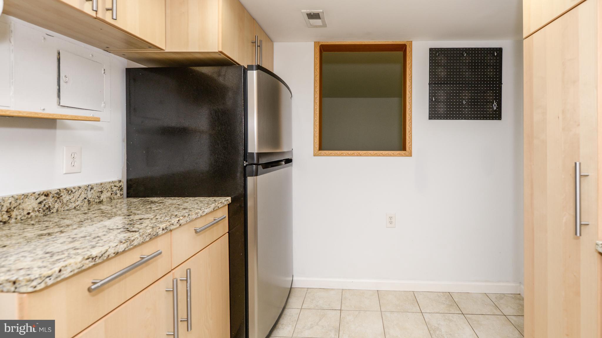 1414 Northgate Square, Unit 12B Reston, VA 20190 - Photo 5 of 30 Kitchen