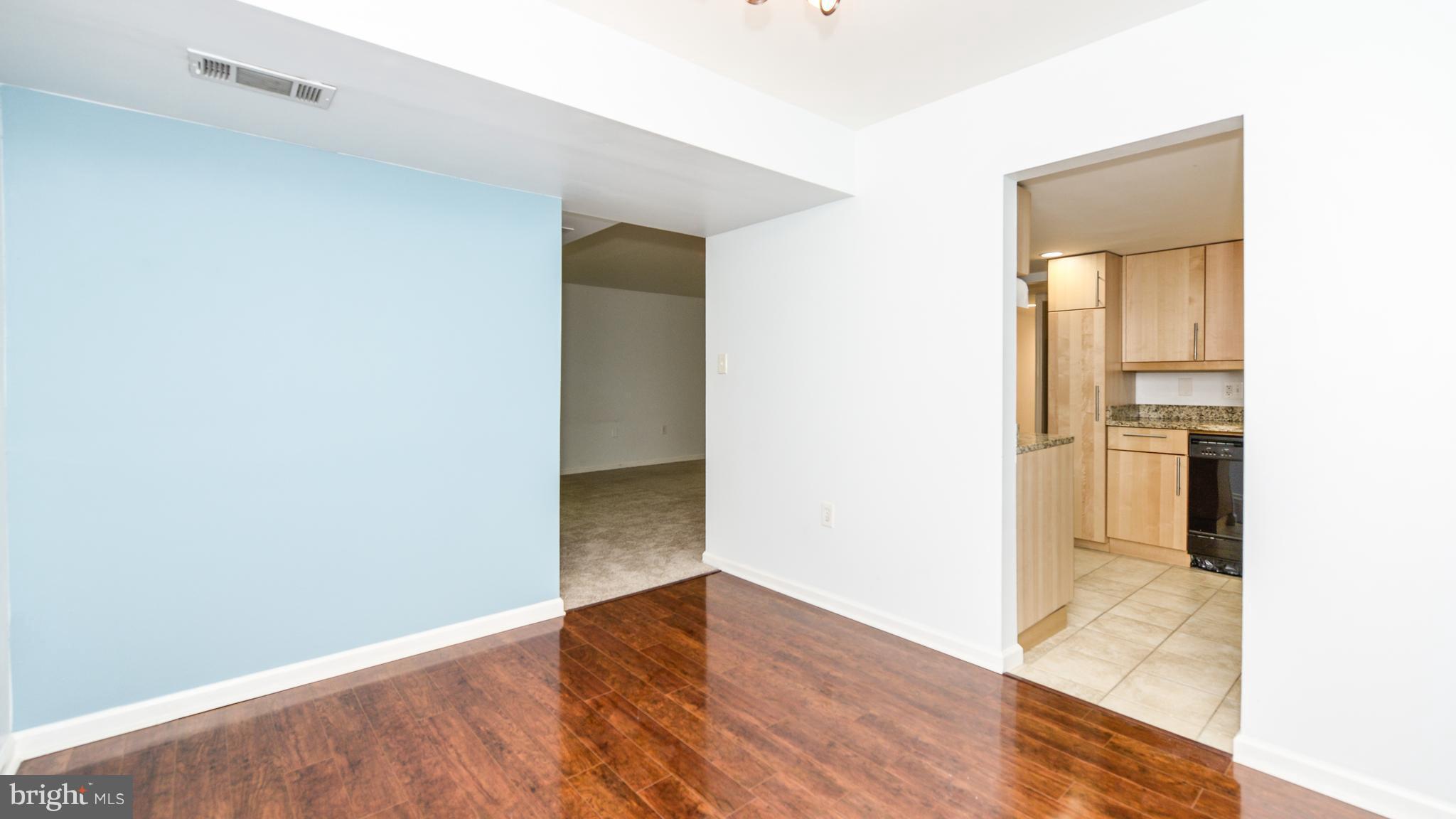 1414 Northgate Square, Unit 12B Reston, VA 20190 - Photo 6 of 30 Dining Room