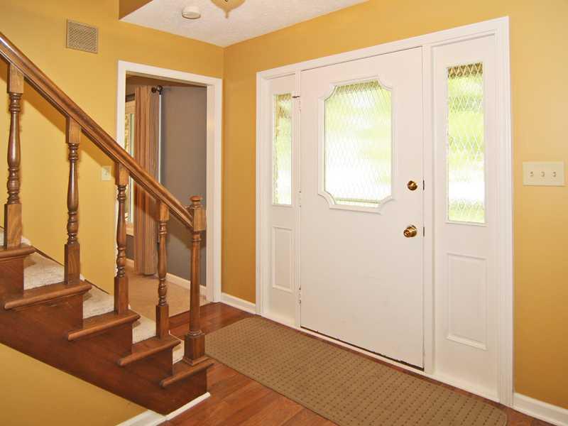 9708 Sycamore Road Carmel, IN 46032 - Photo 3 of 24 Gallery Image 3