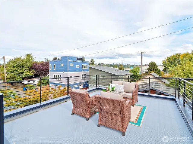 $619,950 | 6918 Flora Avenue South, Seattle, WA 98108