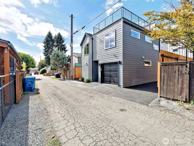 $619,950 | 6918 Flora Avenue South, Seattle, WA 98108