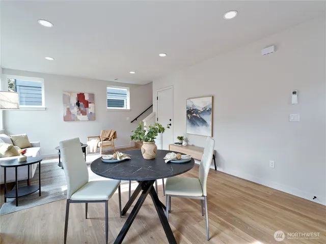 $619,950 | 6918 Flora Avenue South, Seattle, WA 98108