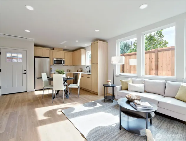 $619,950 | 6918 Flora Avenue South, Seattle, WA 98108