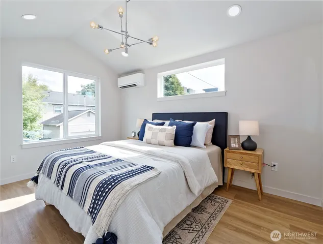 $619,950 | 6918 Flora Avenue South, Seattle, WA 98108