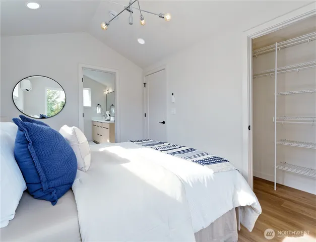 $619,950 | 6918 Flora Avenue South, Seattle, WA 98108