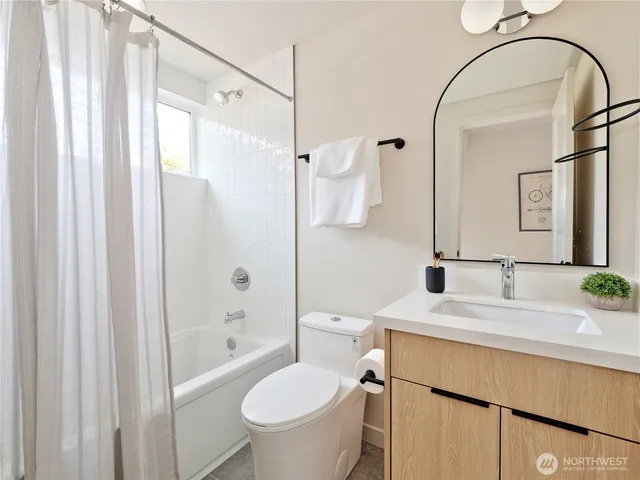 $619,950 | 6918 Flora Avenue South, Seattle, WA 98108