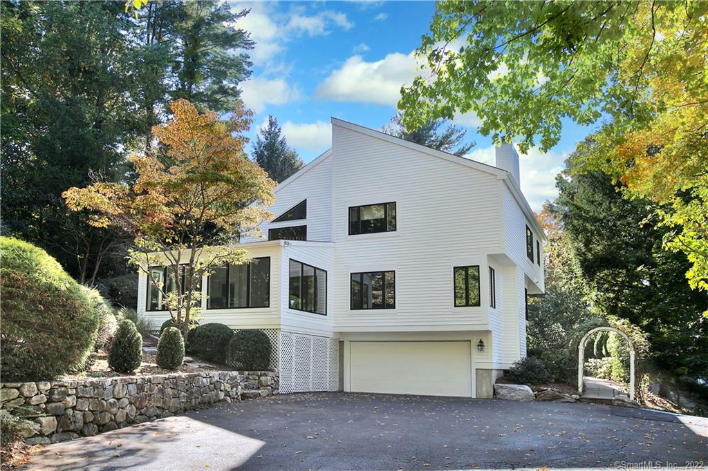 22D Cross Highway, Westport, CT 06880 Compass