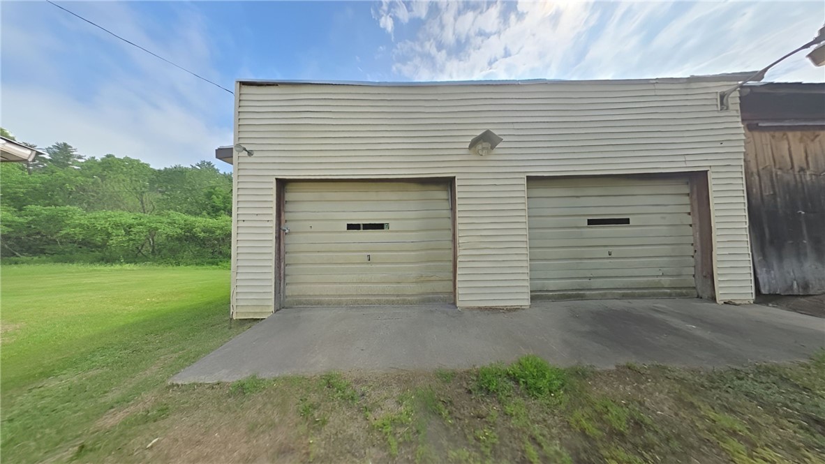 122 Yates Road Mayfield, NY 12117 - Photo 15 of 19 Gallery Image 15
