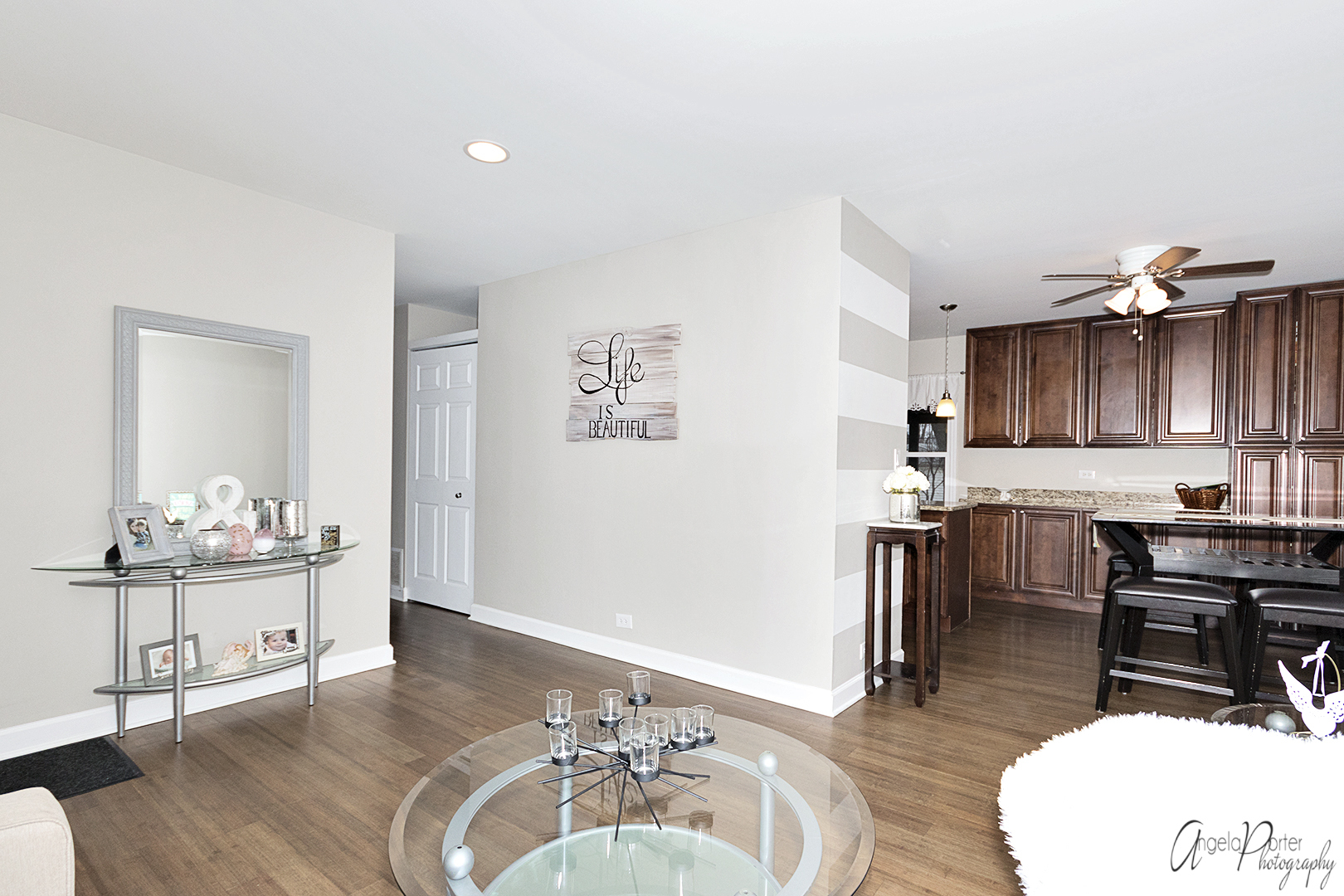 184 Glendale Road Buffalo Grove, IL 60089 - Photo 8 of 33 Gallery Image 8
