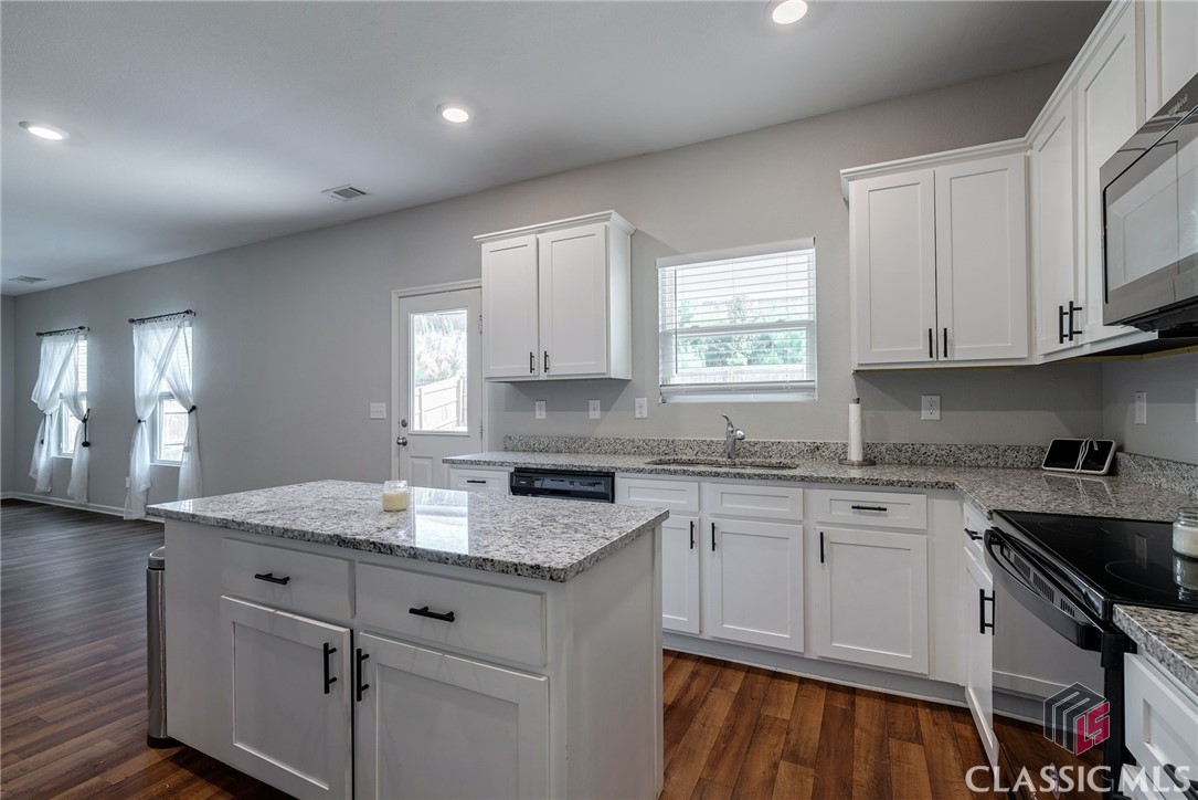 949 Creekview Road Athens, GA 30606 - Photo 19 of 52 Gallery Image 19