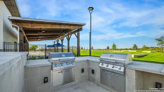 $297,670 | 12507 Desert Fox, Converse, TX 78109