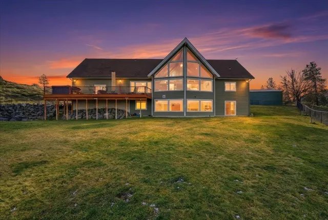 $1,100,000 | Undisclosed Address, Davenport, WA 99122