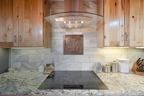 $775,000 | 41031 Pineridge Drive East, Unit E, Davenport, WA 99122